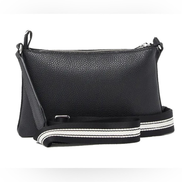 NWT Marc Jacobs The Cosmo Leather Crossbody Bag in Black - Picture 3 of 4